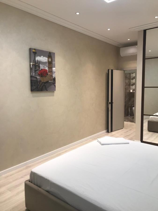 Apart Plaza 24 Kiev Bagian luar foto